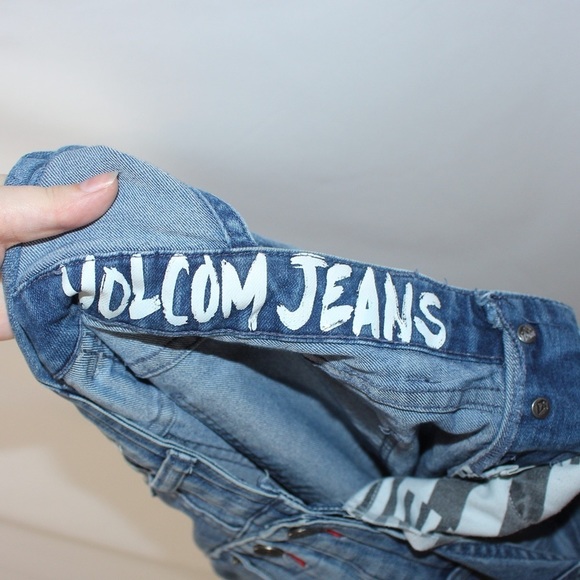 𝅺VOLCOM Overalls - Picture 8 of 13